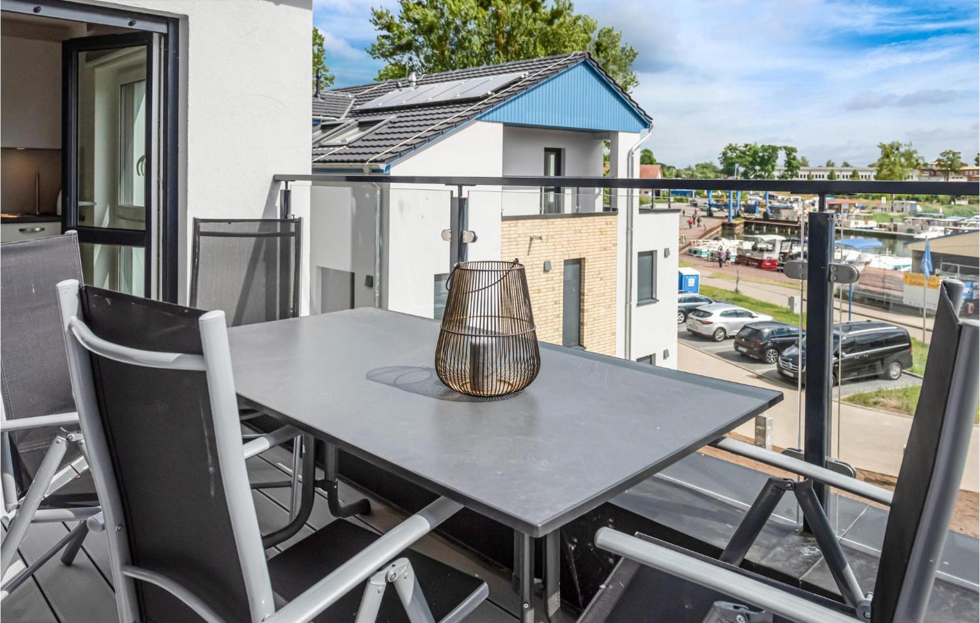 Amazing Apartment In Rechlin With Kitchen 外观 照片